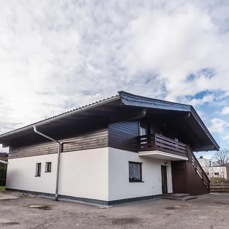 アパート Alpenchalets-4 By Interhome