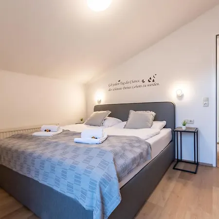 Alpenchalets - Zse203 By Interhome شقة